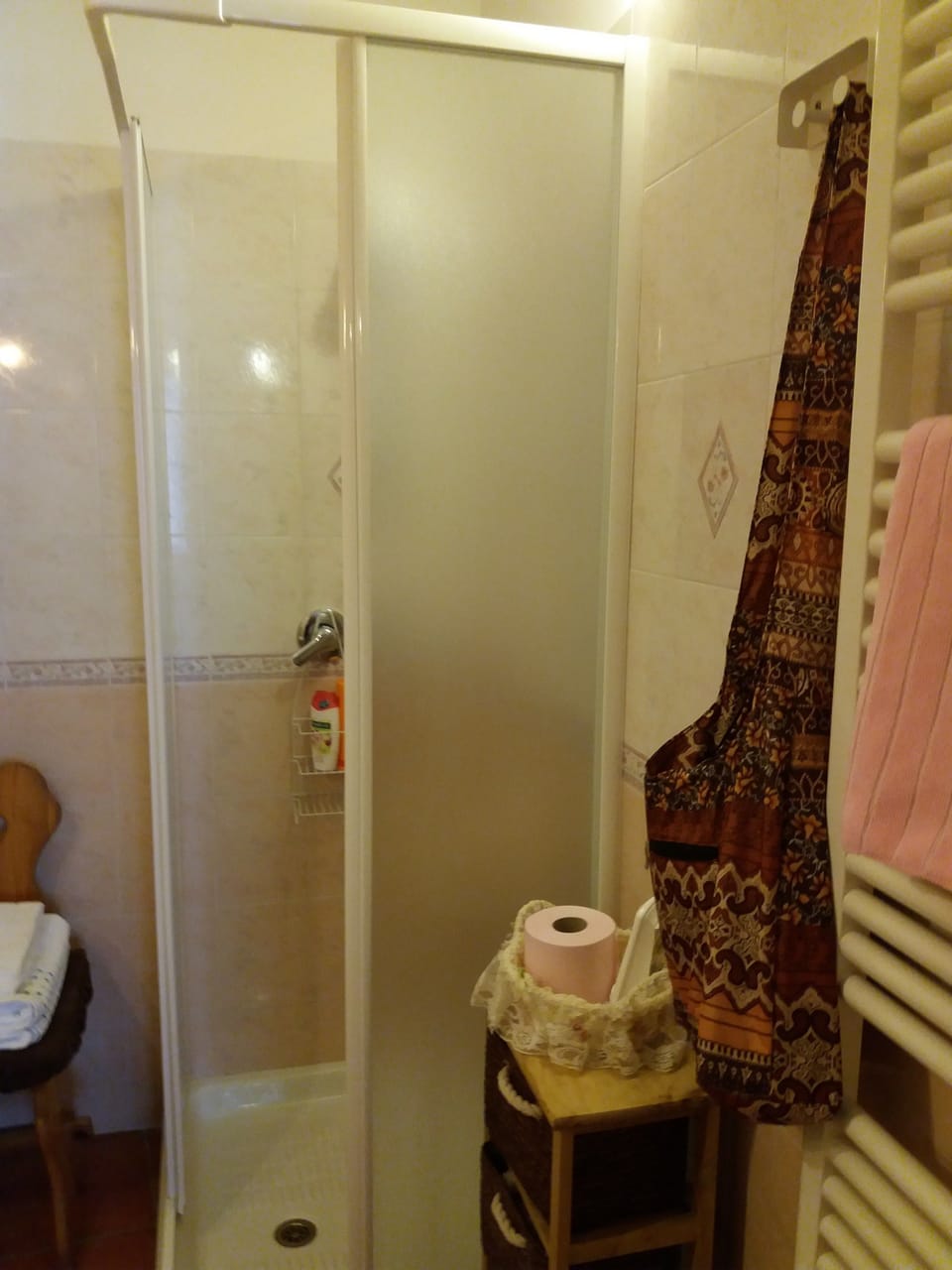 Apartment, 1 Bedroom (Dama) | Bathroom shower