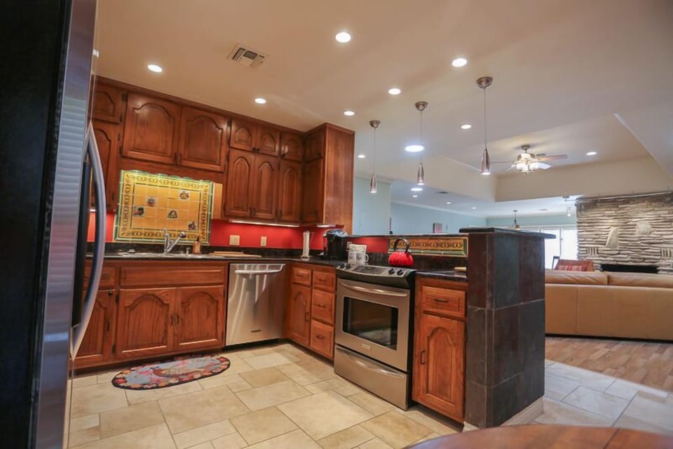 Kelly's Creekside - Sandy's Serenity