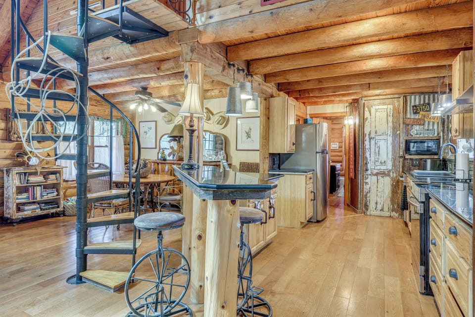 Kitchen | 1st Floor