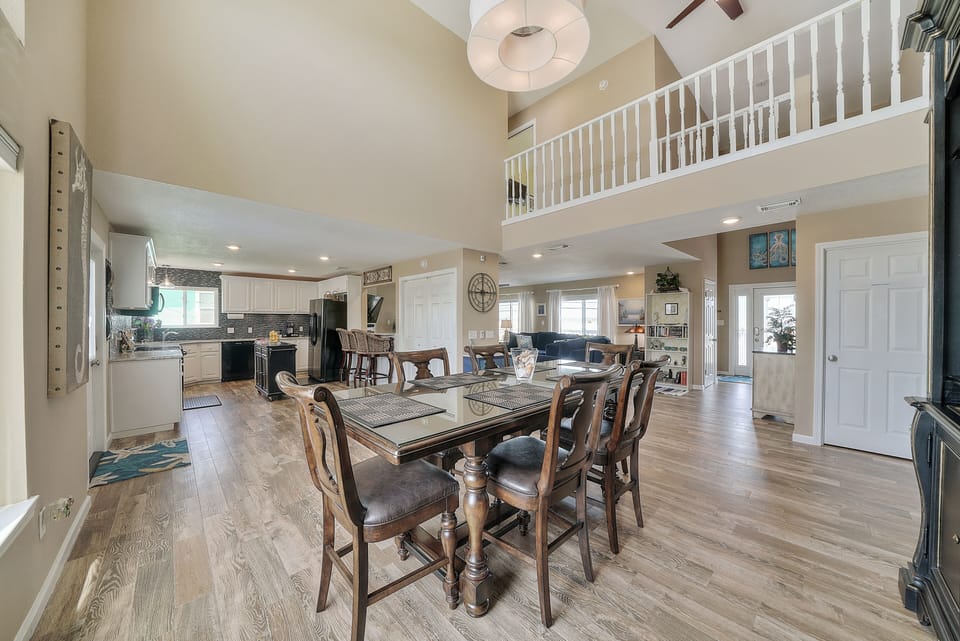 Open and airy main floor
