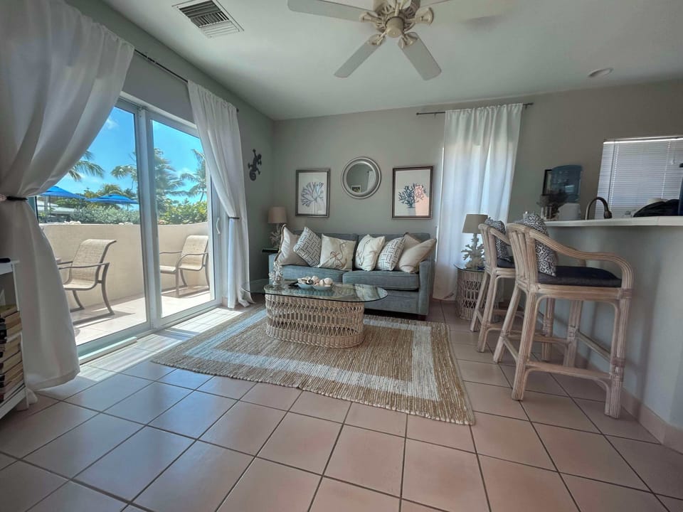 Living room with pull out sofa bed