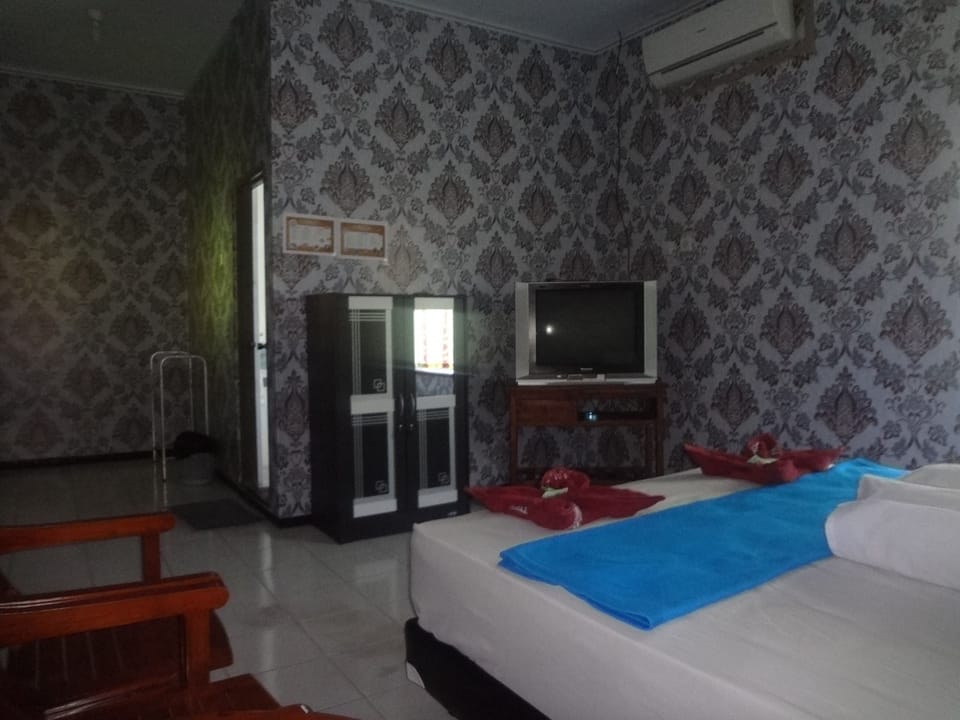 Family Double Room | Individually decorated, free WiFi