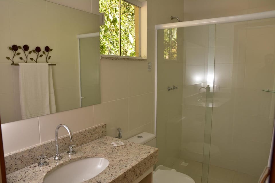 Shower, towels