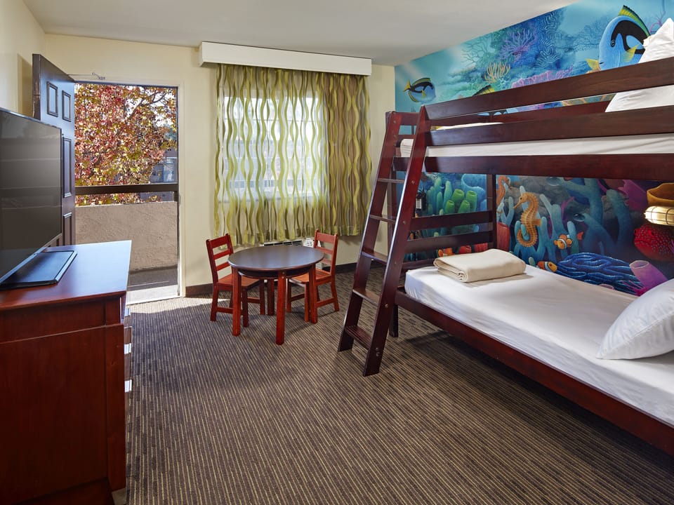 Premium bedding, pillowtop beds, in-room safe, desk