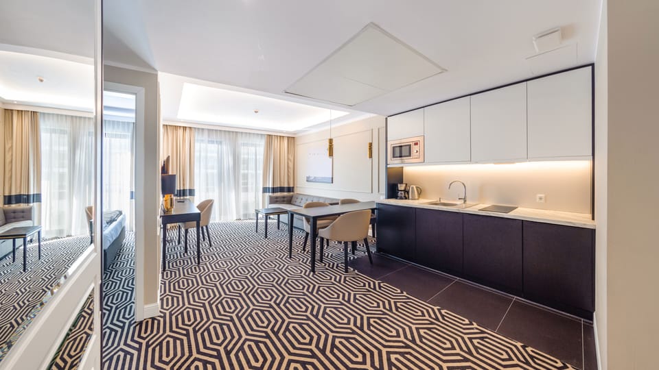 Private kitchenette