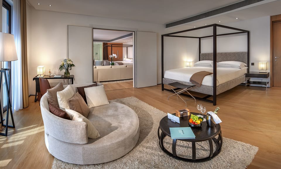 Junior Suite (Junior Space) | Egyptian cotton sheets, premium bedding, down comforters, minibar