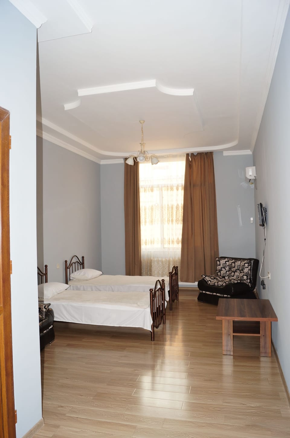 Standard Twin Room | Iron/ironing board, free WiFi, bed sheets