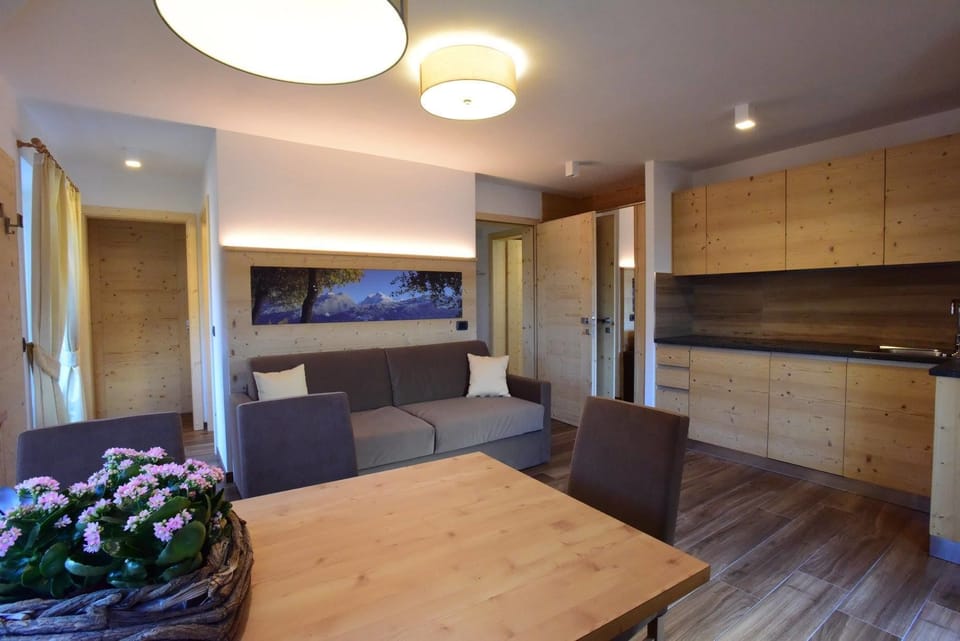 Superior Apartment, 1 Bedroom, Balcony, Valley View | Private kitchen | Electric kettle