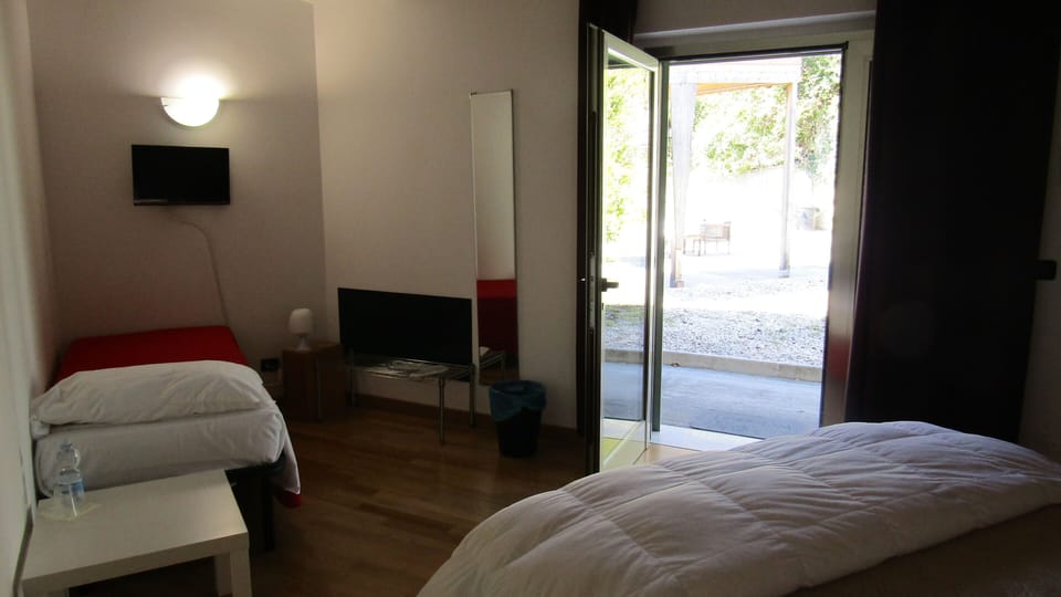 Comfort Double or Twin Room | Extra beds