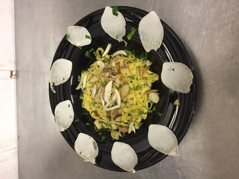 Lunch and dinner served