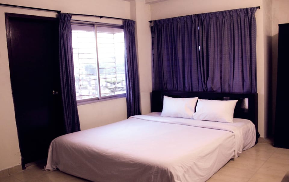 Deluxe Double Room | Free WiFi, wheelchair access