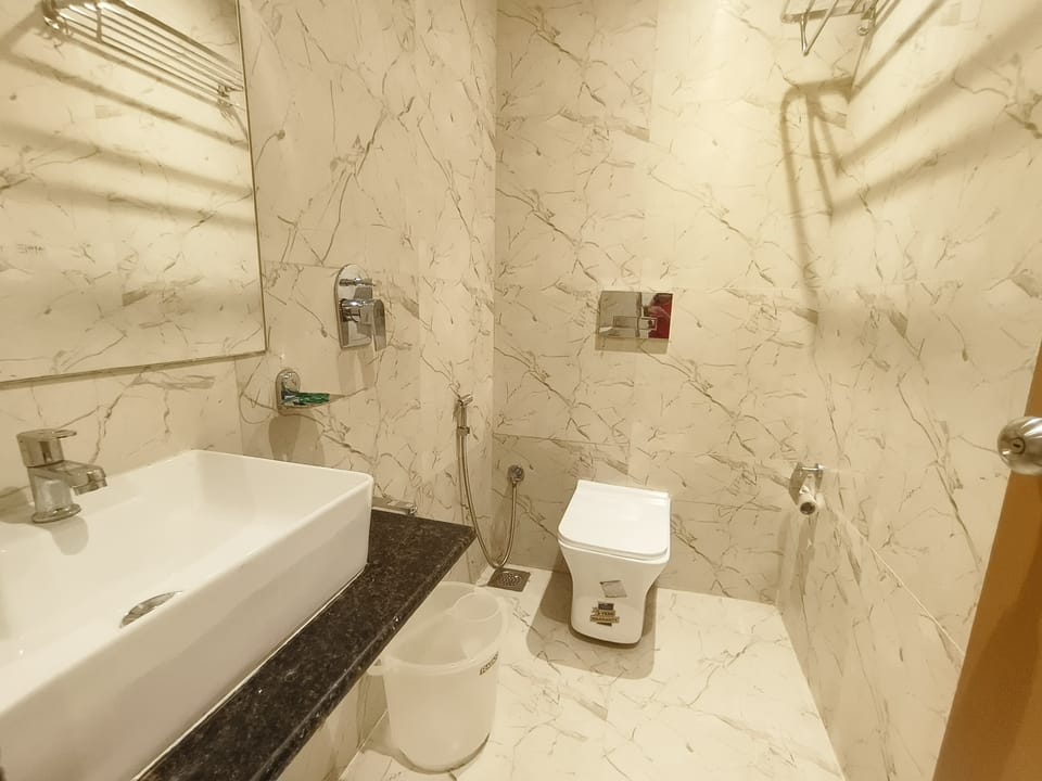 Hotel Riva International - Near Nesco Center Hotel in Mumbai