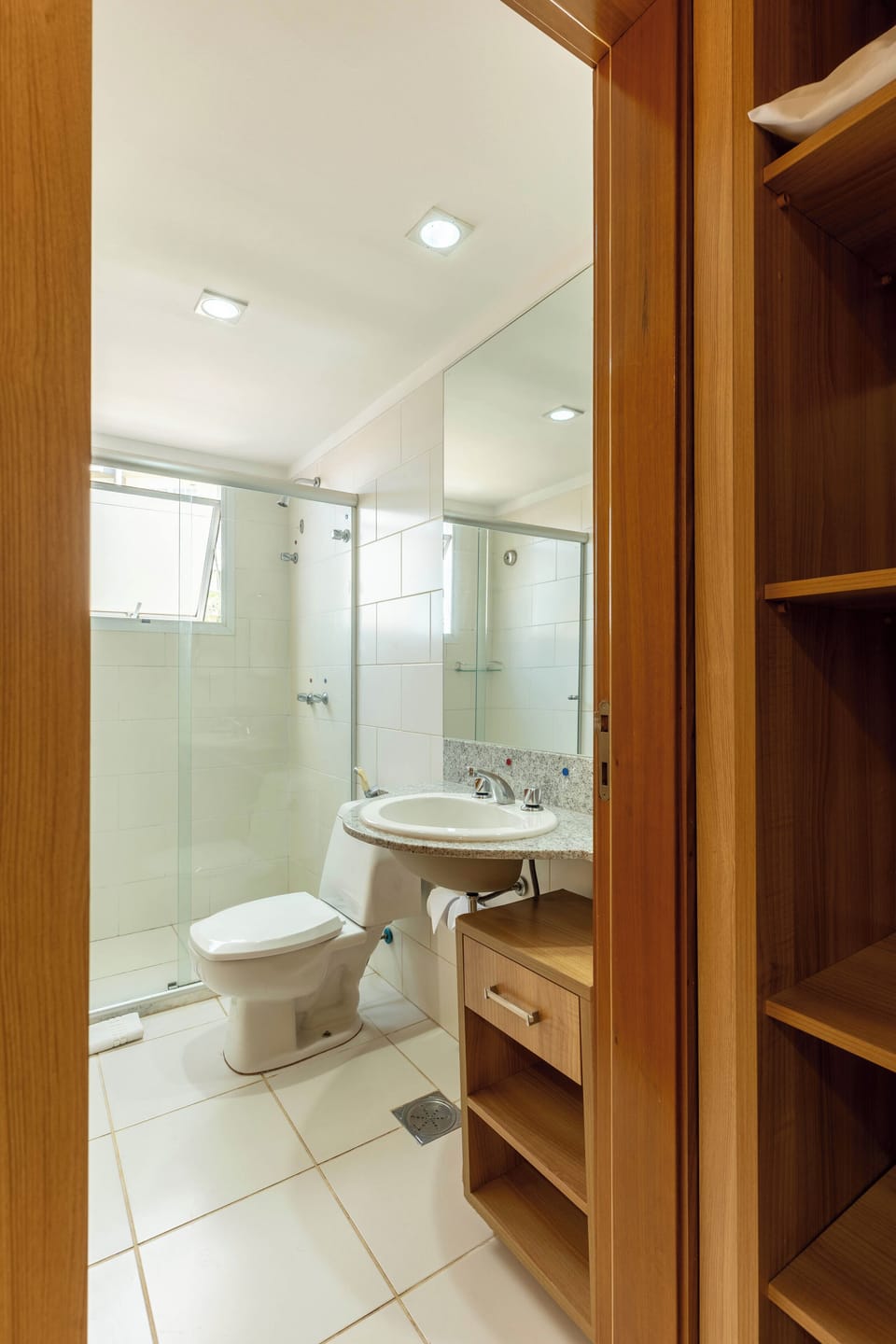 Superior Loft | Bathroom | Shower
