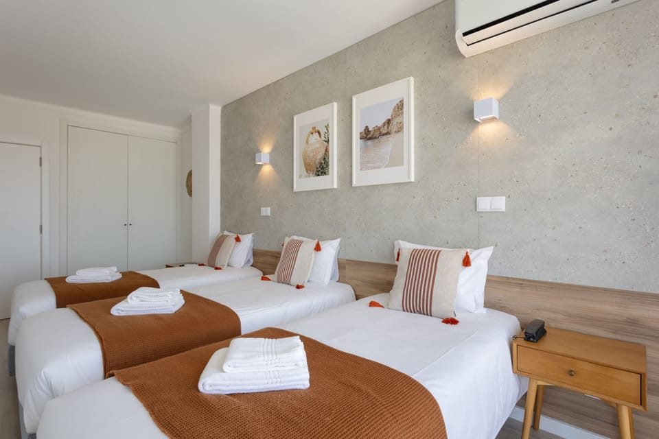 Family Room, 1 Bedroom | Desk, soundproofing, WiFi (free), bed sheets