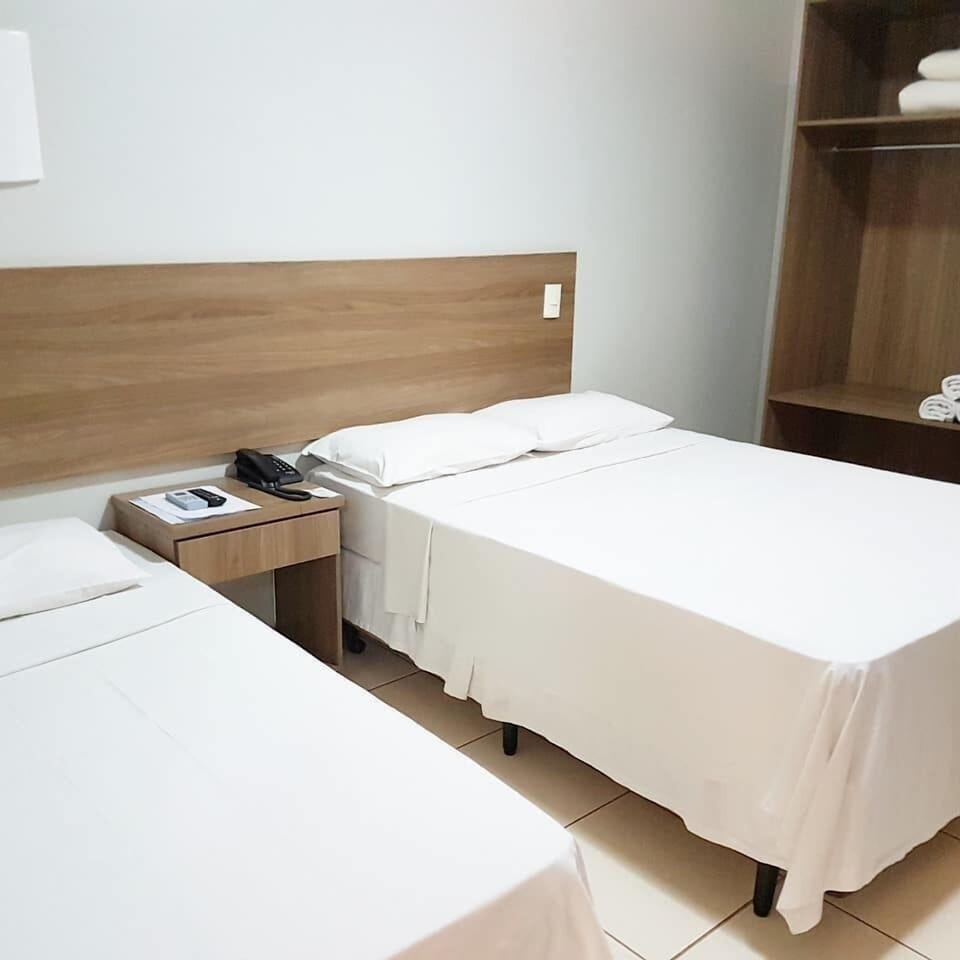 Deluxe Double or Twin Room | Iron/ironing board, free WiFi, bed sheets