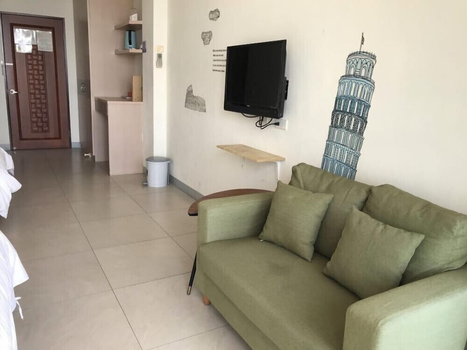 Double Room, Ocean View (Star Moon) | Desk, blackout drapes, free WiFi, bed sheets