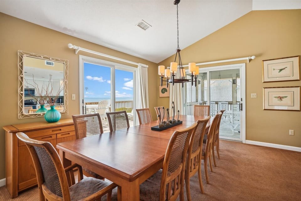 Topan Dining Room
