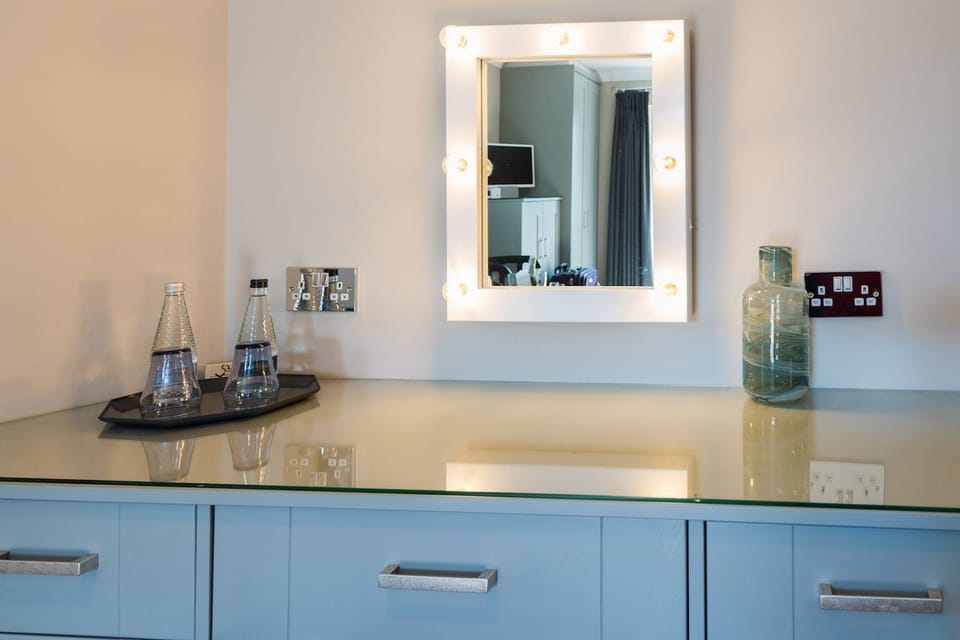 Spa Gill - Room 1 Deluxe Double Room | Premium bedding, individually decorated, individually furnished