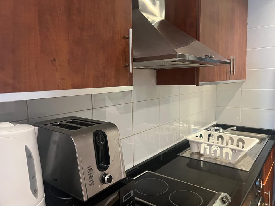 Comfort Studio | Private kitchen | Full-size fridge, microwave, oven, stovetop