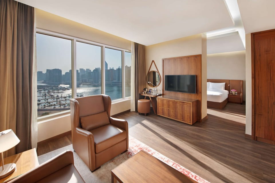 Hypo-allergenic bedding, minibar, in-room safe, individually furnished
