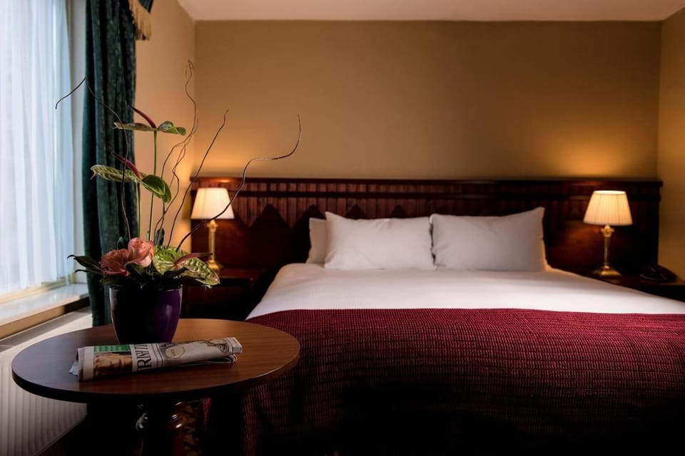 In-room safe, desk, iron/ironing board, free WiFi
