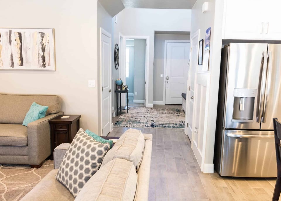 Townhome, 4 Bedrooms | Living area | 36-inch Smart TV with cable channels, TV