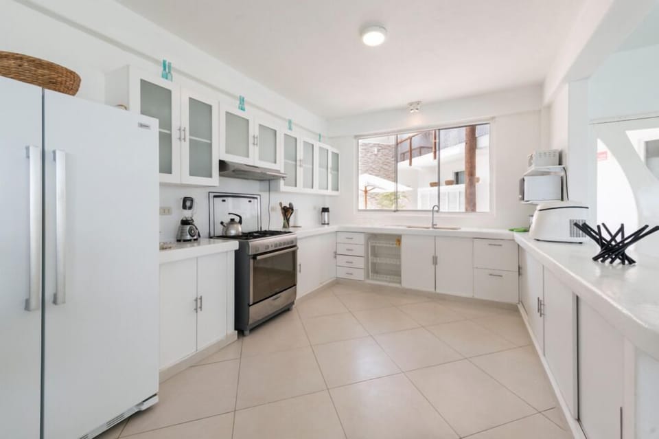 Family Apartment, 3 Bedrooms, Non Smoking, Beach View (1) | Private kitchen | Full-size fridge, microwave, oven, stovetop