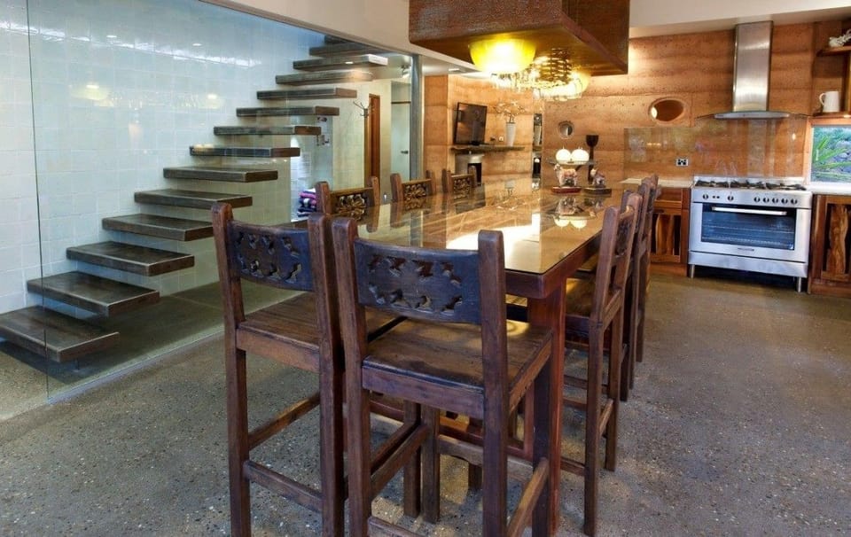 Luxury Villa | In-room dining