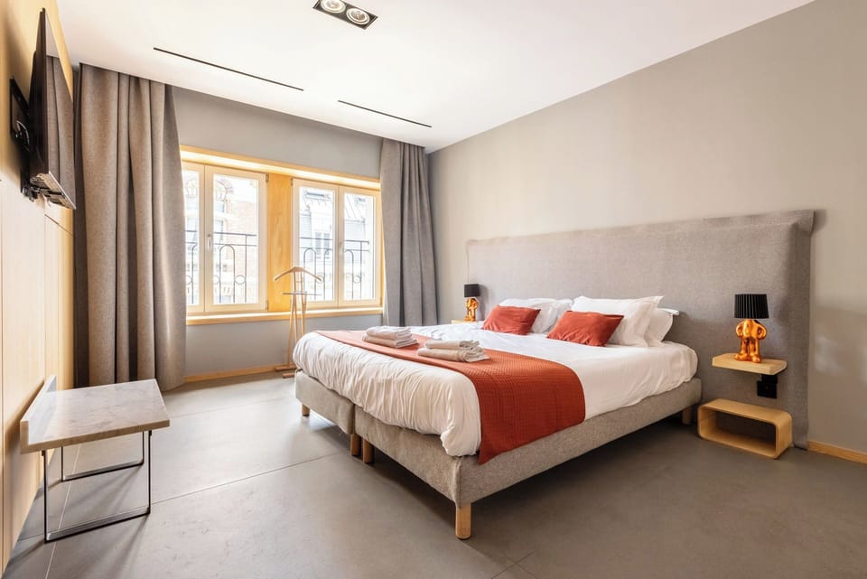 Superior Apartment, Accessible, Ensuite (Suite n°1) | Premium bedding, desk, laptop workspace, soundproofing