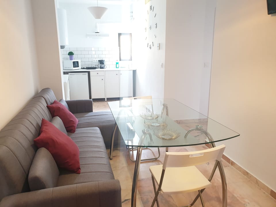 Superior Apartment | Living room | Smart TV