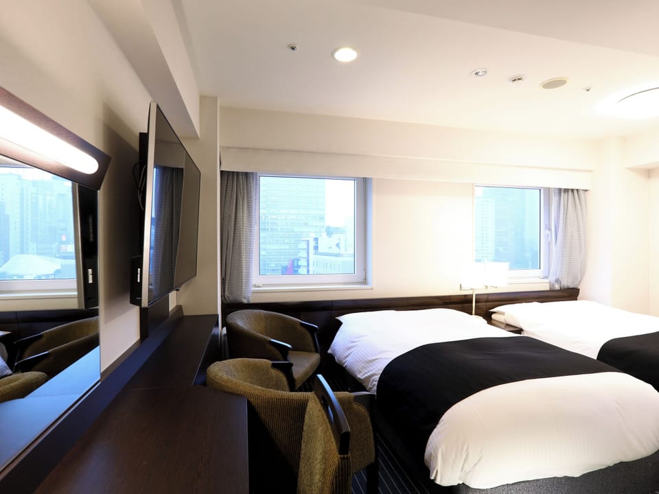 Junior Suite, Non Smoking | Premium bedding, down comforters, desk, blackout drapes