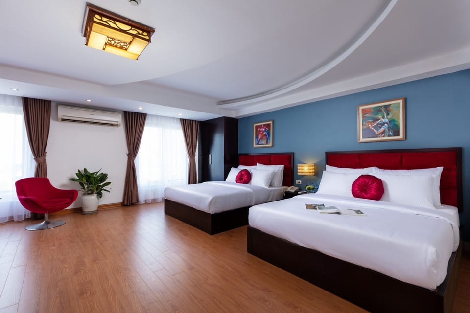 Family Room | Minibar, desk, laptop workspace, soundproofing