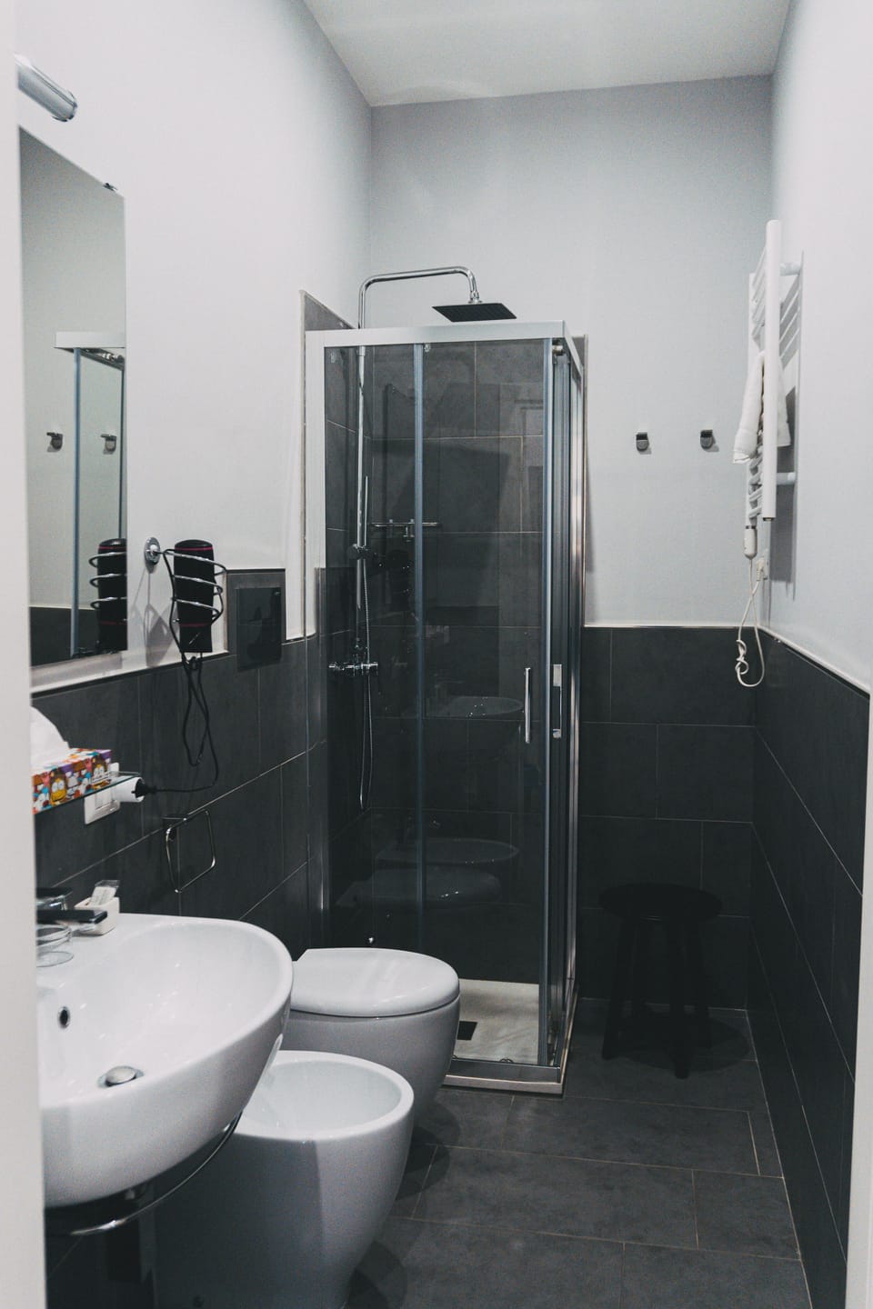 Superior Triple Room (42) | Bathroom | Shower, rainfall showerhead, hair dryer, bathrobes