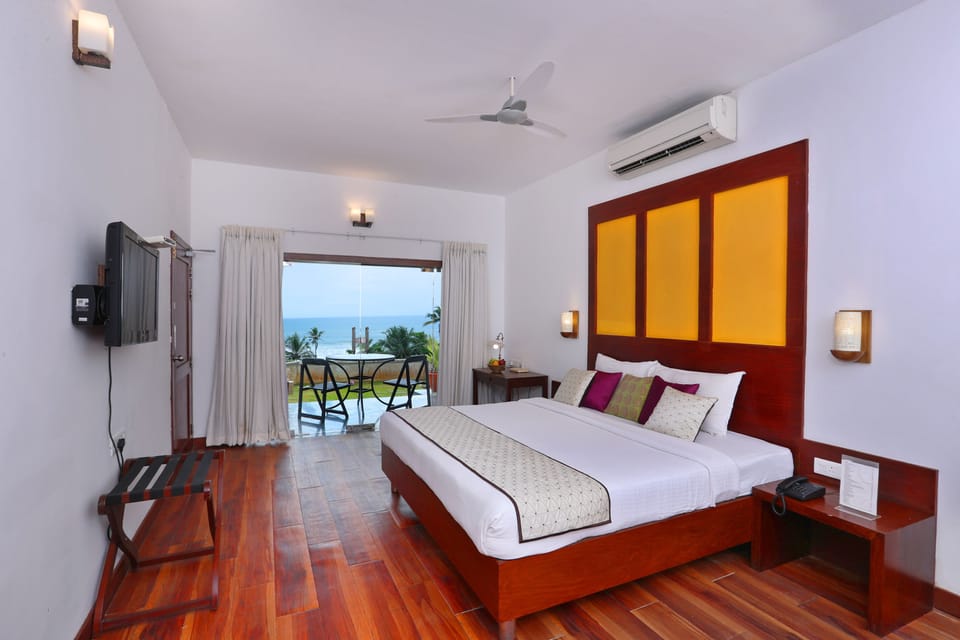 Superior Room | Desk, laptop workspace, iron/ironing board, free WiFi