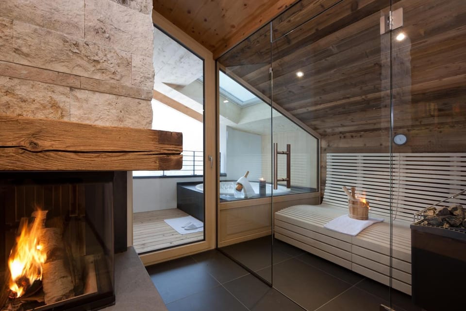 In-room safe, desk, blackout drapes, free WiFi