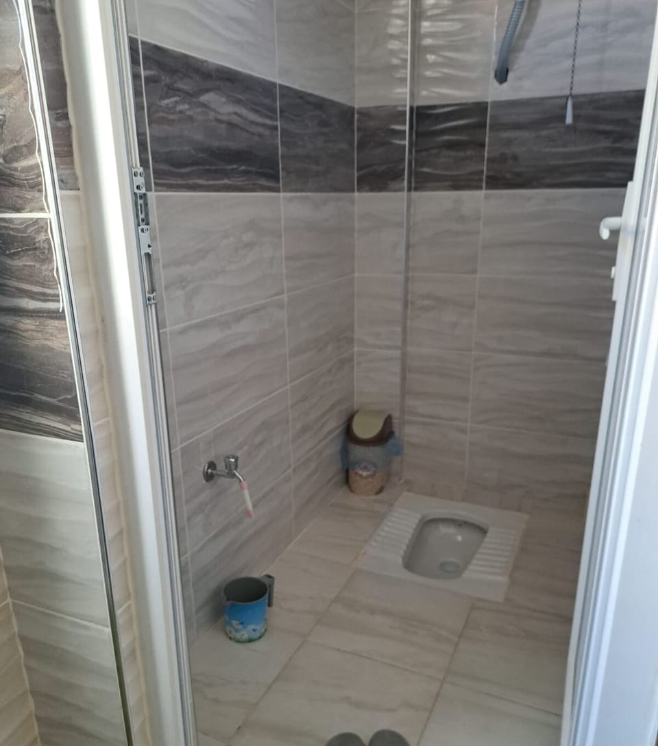 Classic Apartment, 1 Bedroom, Kitchen | Bathroom | Hair dryer, slippers, towels, soap