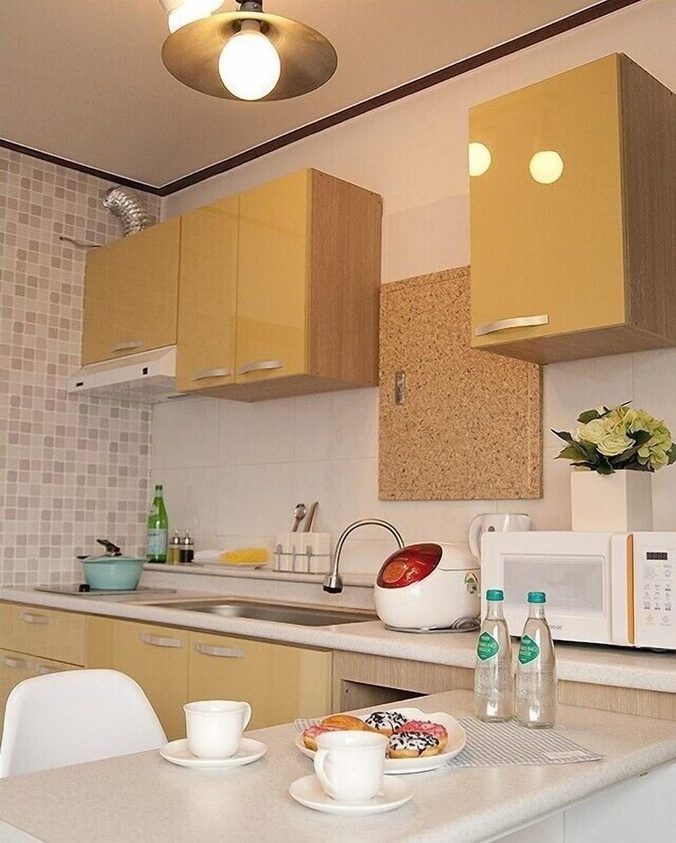 Private kitchenette