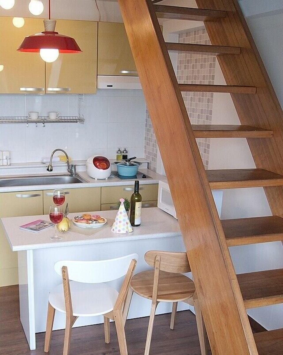 Private kitchenette