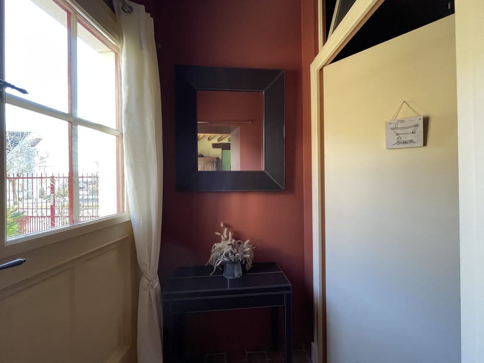 Comfort House, Ensuite (Caroline) | Miscellaneous