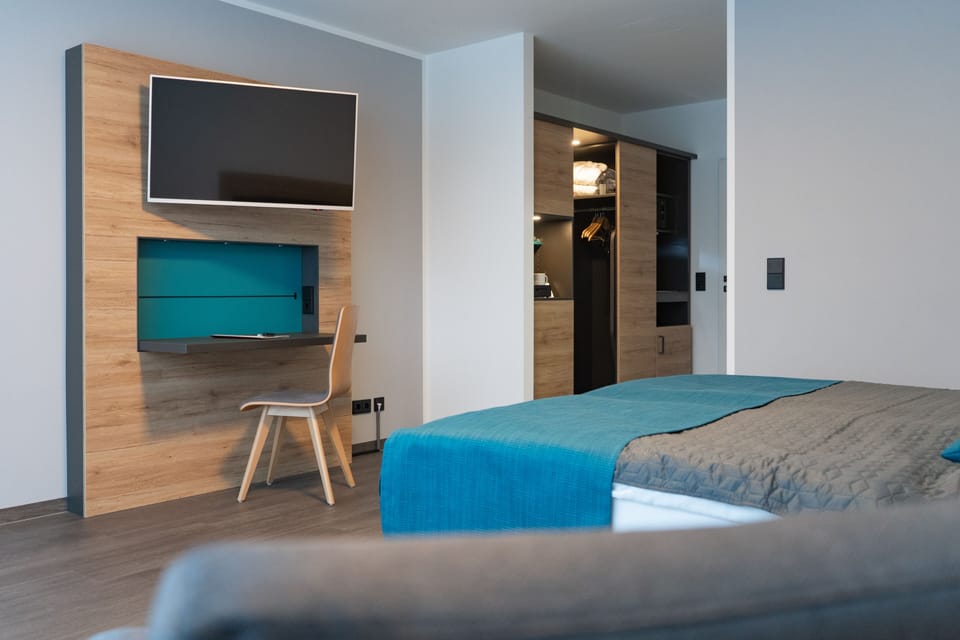 Comfort Double Room | Egyptian cotton sheets, premium bedding, memory foam beds