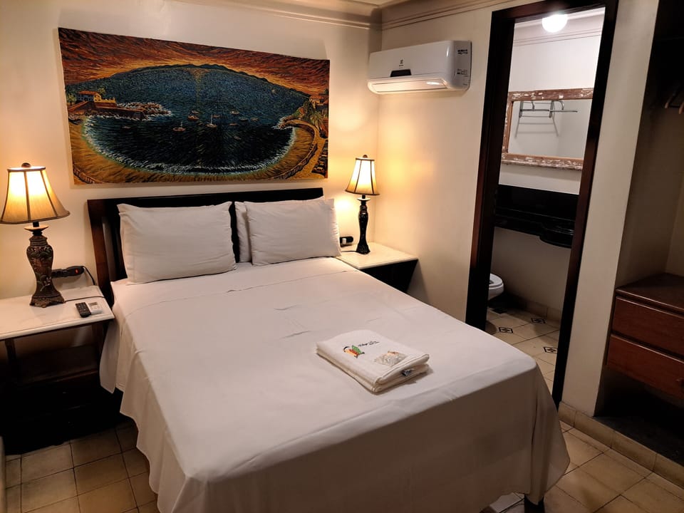 Apartment | 1 bedroom, minibar, in-room safe, desk