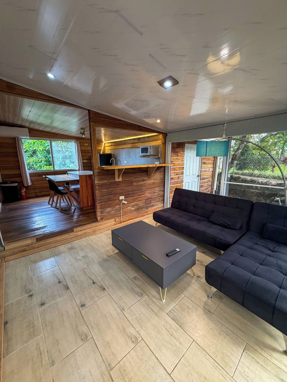 Comfort Studio Suite, Pool Access | Living area