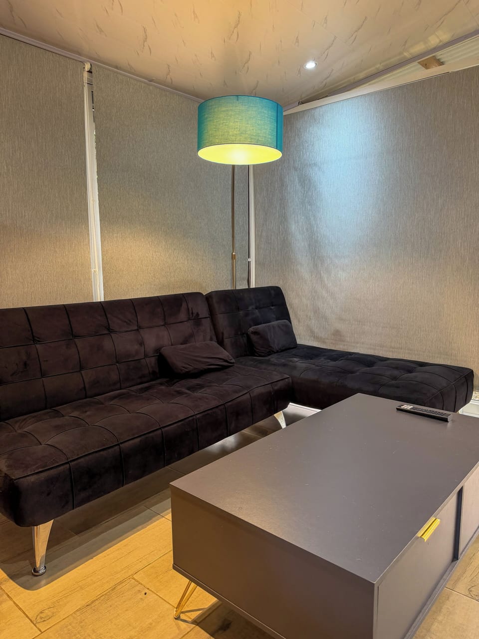 Comfort Studio Suite, Pool Access | Living area