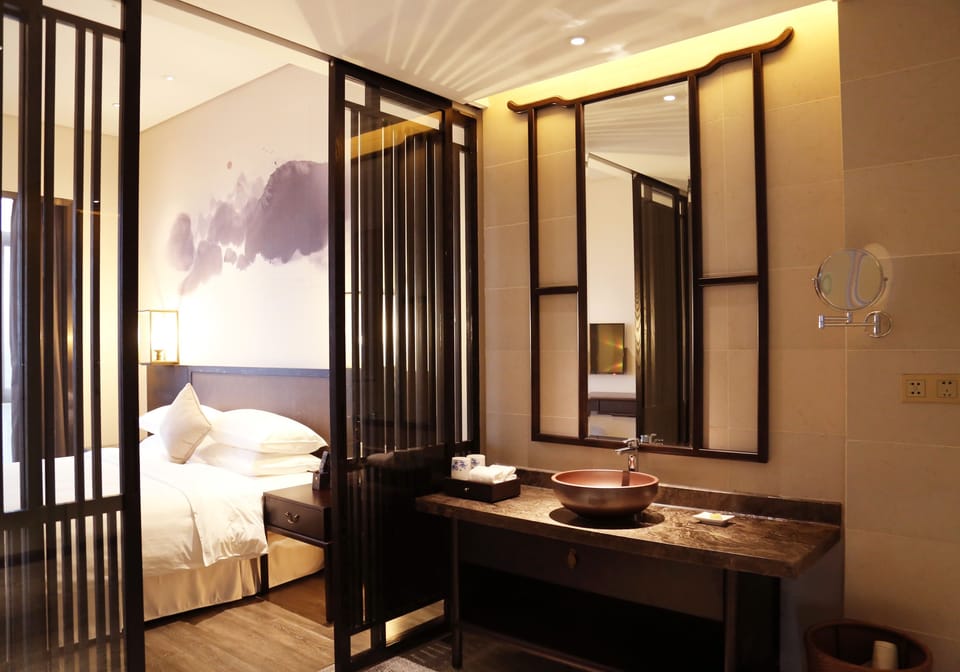 Executive Studio Suite, meat products are not allowed, proof of marriage is required for couples. | Premium bedding, pillowtop beds, minibar, in-room safe