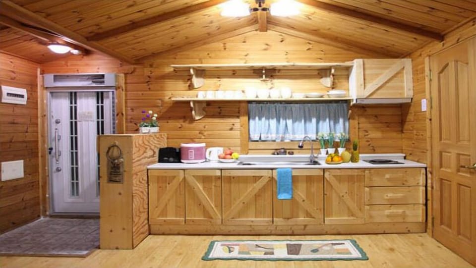 Private kitchenette