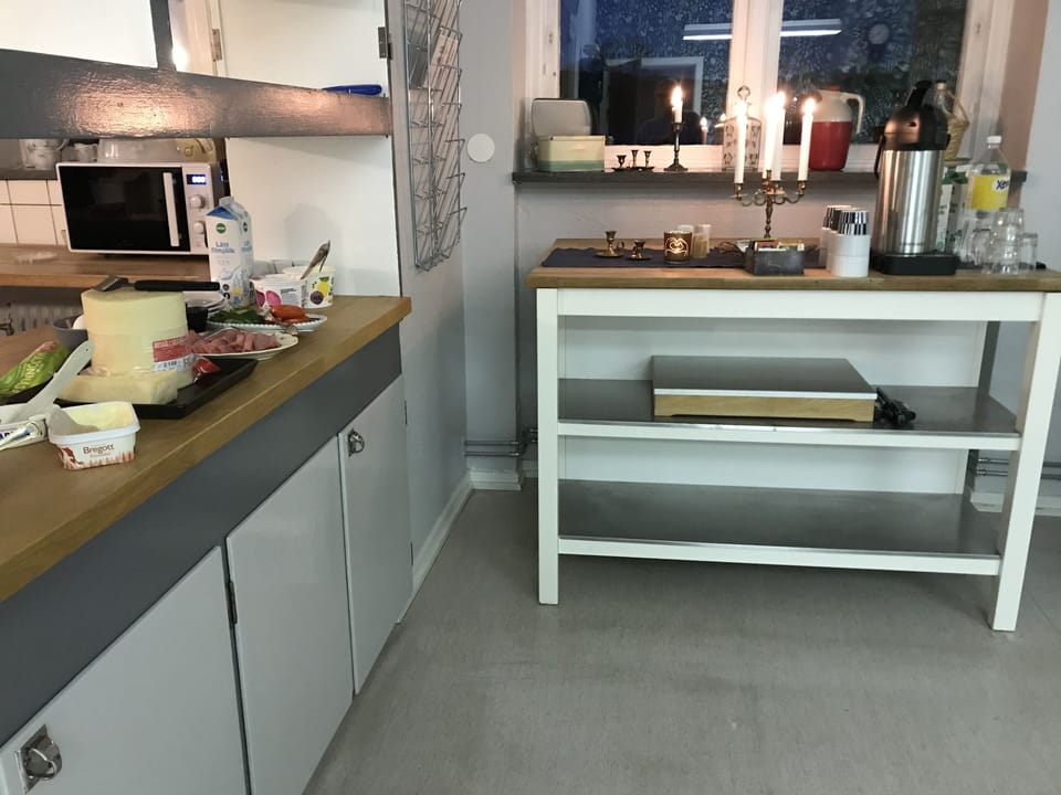 Shared fridge, microwave, oven, stovetop