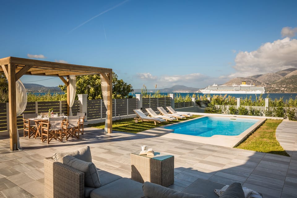 Private pool