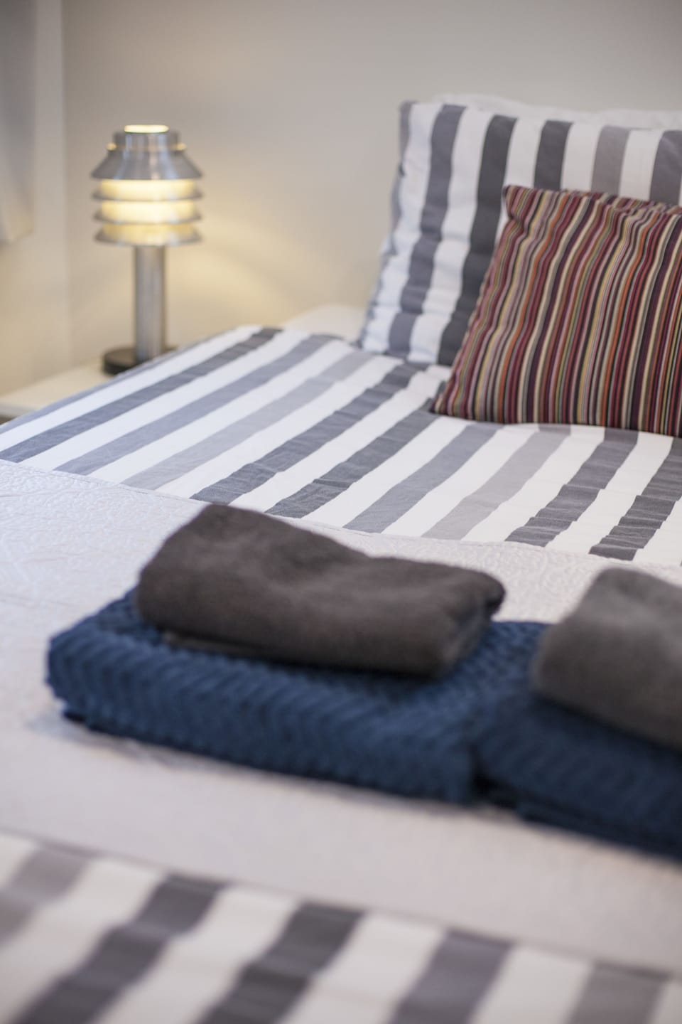 Pillowtop beds, individually decorated, desk, free WiFi
