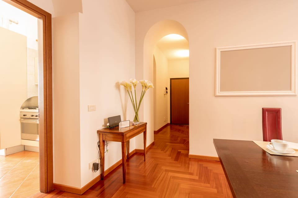 Apartment, 3 Bedrooms | Living area | 52-inch flat-screen TV with digital channels, Smart TV