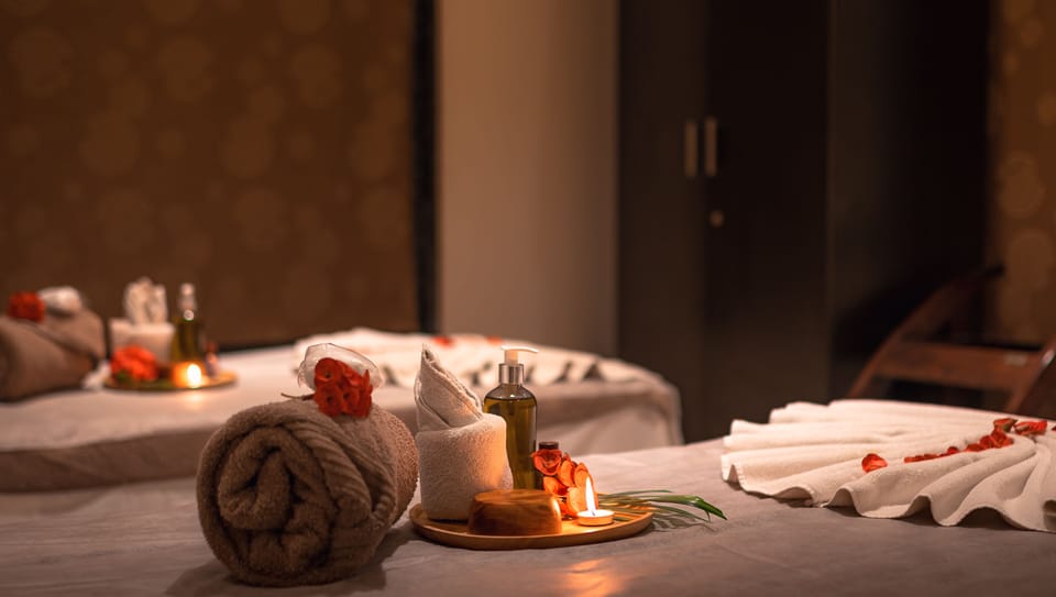 Crescent Spa And Resorts Indore Hotel in India